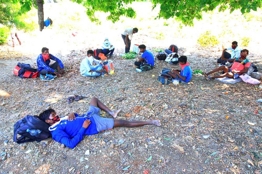 Migrant Worker Commits Suicide At Quarantine Centre In Chhattisgarh